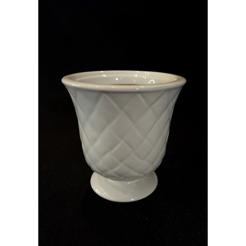 Royal Family Cannon Criss Cross Lt. Seafoam Blue/Green‎ Vase (3e1)